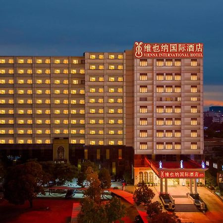 Vienna International Hotel Guangzhou Baiyun International Conference Center Dış mekan fotoğraf