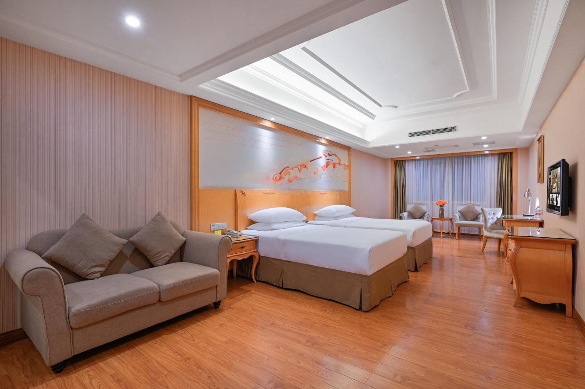 Vienna International Hotel Guangzhou Baiyun International Conference Center Dış mekan fotoğraf