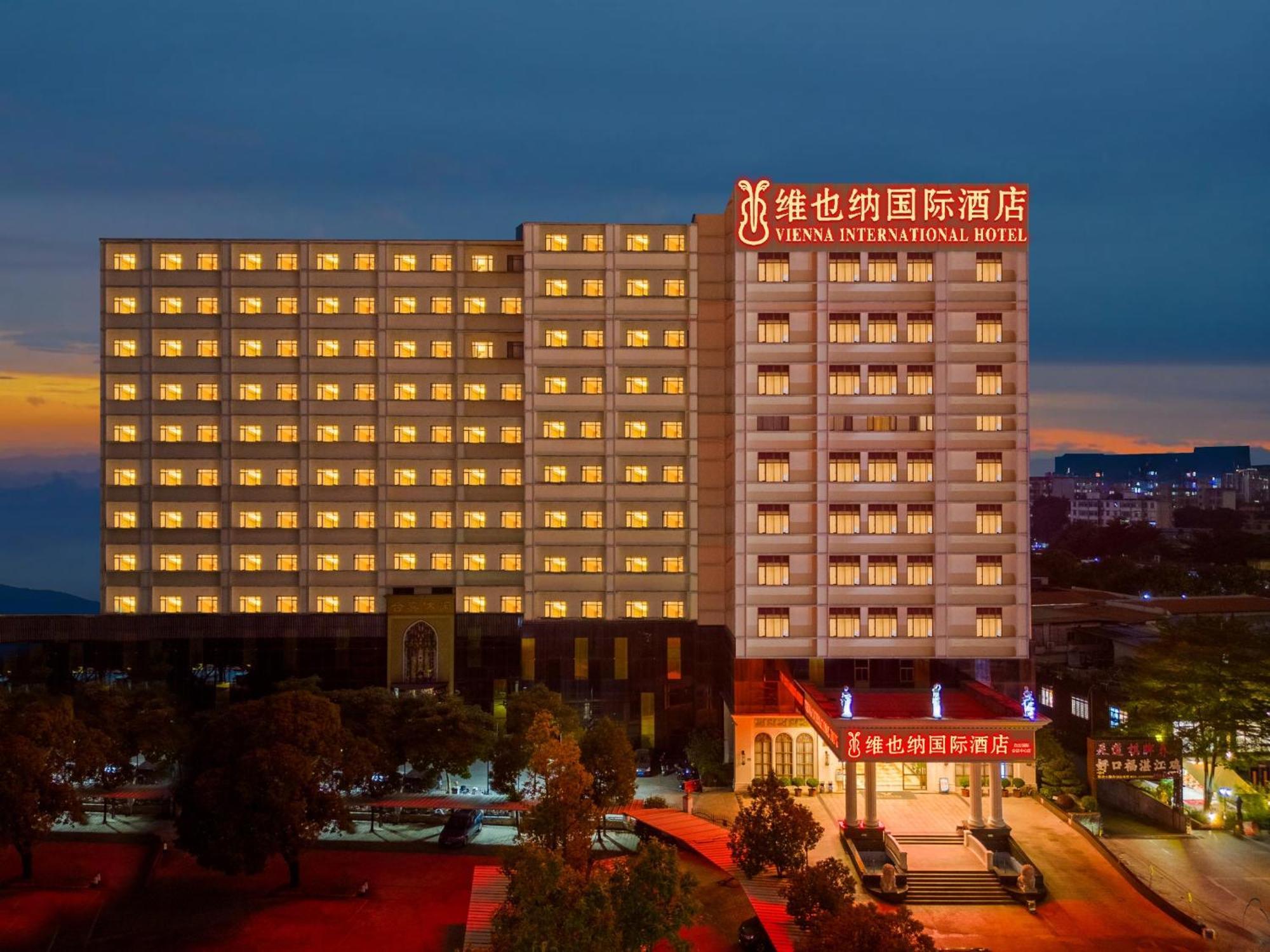 Vienna International Hotel Guangzhou Baiyun International Conference Center Dış mekan fotoğraf